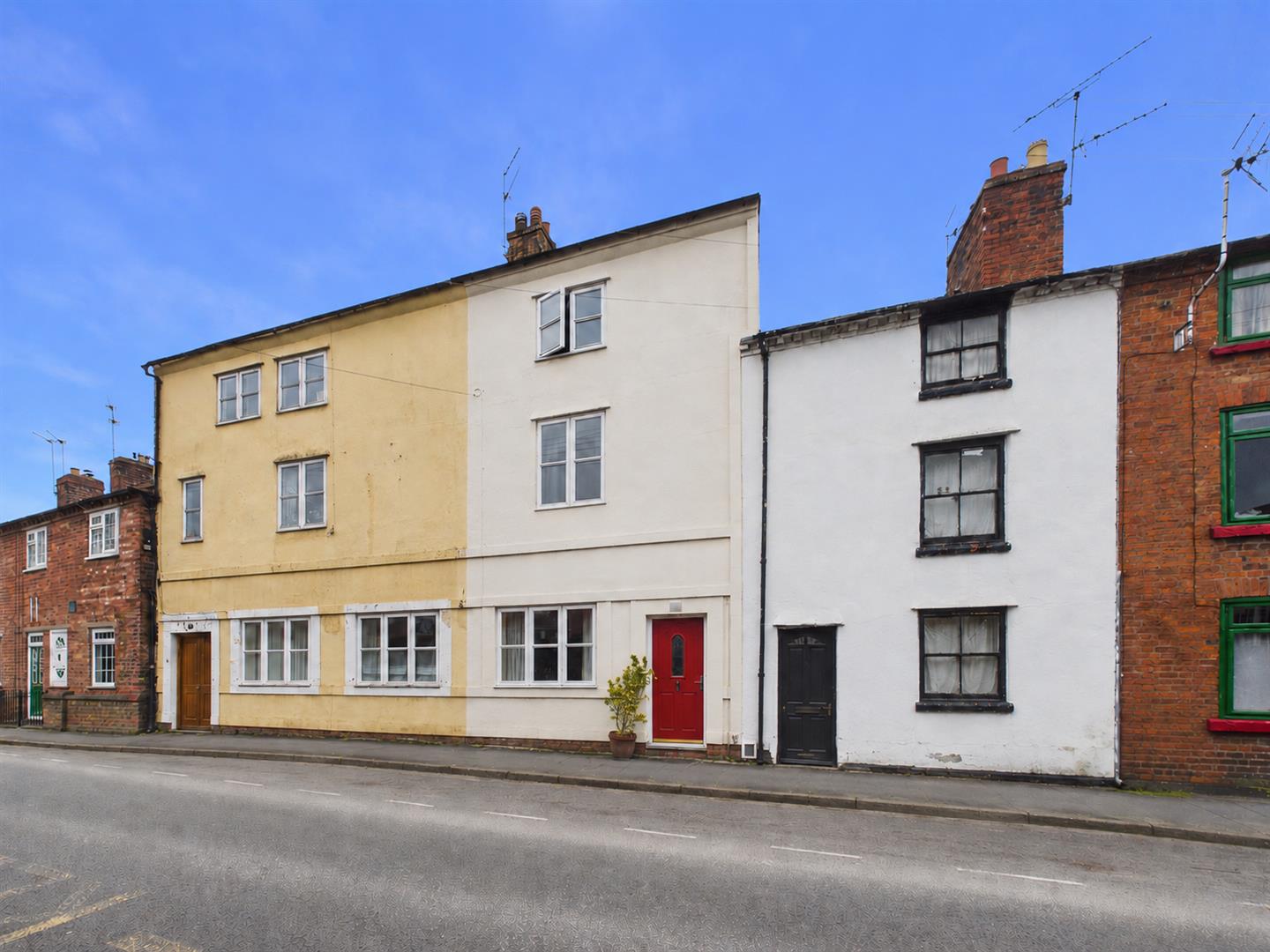 35 Upper Brook Street, Oswestry, SY11 2TG For Sale